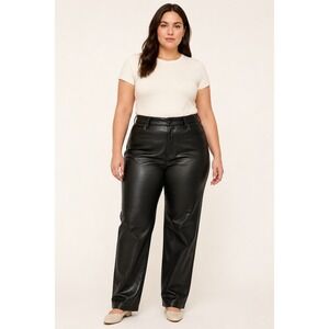 Abercrombie & Fitch Curve Love 90s Straight Faux Leather Pants Black 33/16